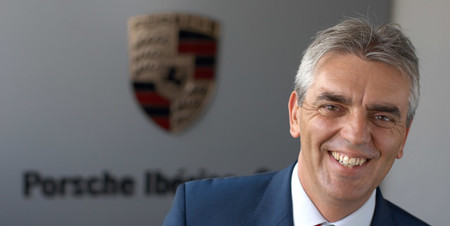Jose Antonio Ruiz Director de comunicación de Porsche Ibérica, nos saca de dudas sobre la decisión de no incluir Android Auto