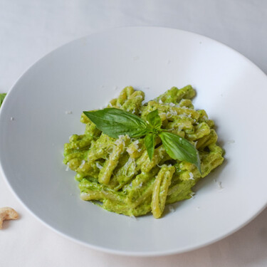 Cómo hacer casarecce al pesto: la receta de pasta genovesa más fresca y cremosa