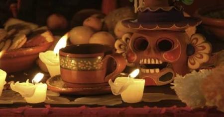 Altar de muertos. ¿Comida, bebida y qué más?