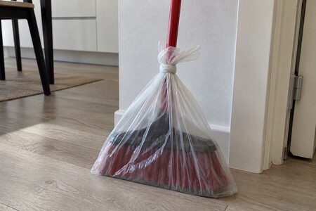 Escoba Cuboierta Por Una Bolsa