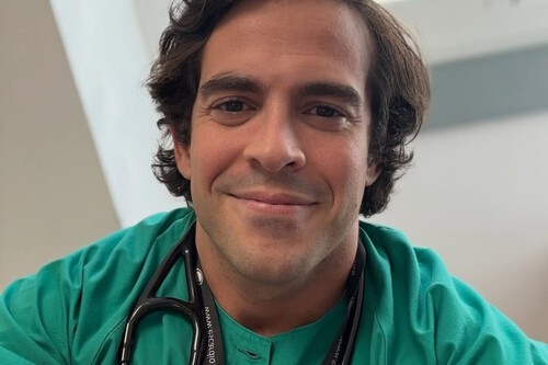 Cardiólogo explica la hora a la que es mejor ducharse