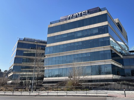 Avatel también valora hacerse con la fibra duplicada que quede tras la fusión de Orange y MásMóvil