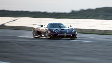 Así es cómo el Koenigsegg Agera RS ha destrozado al Chiron: ¡0-400-0 km/h en sólo 36,44 segundos!