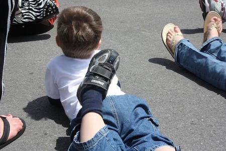Enseña a tus hijos a autoprotegerse: normas de seguridad y saber pedir ayuda