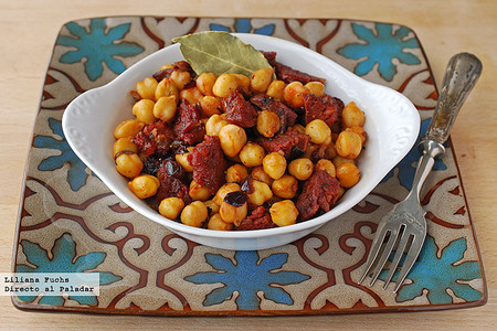 Garbanzos salteados con chorizo y pimentón de inspiración marroquí. Receta