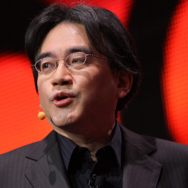 Llevamos Anos Creyendo Que En Japon Los Jefes Se Bajan El Sueldo Antes Que Despedir Pero La Historia De Nintendo Capcom Y Konami Esconde Una Realidad Inesperada