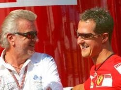 Michael Schumacher podría comprar Toro Rosso
