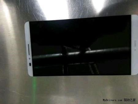 ¿Dónde están los marcos laterales del Huawei Ascend D3?