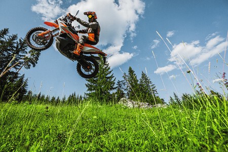 Ktm 890 Adventure R 2023003