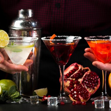 Los 4 cócteles que estarán de moda en el 2026 según estudios: son clásicos con nuevos ingredientes