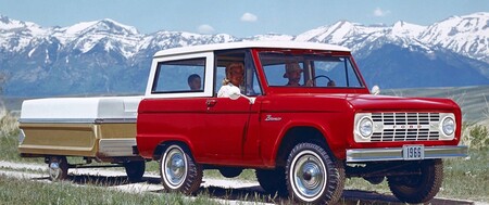 Familia Ford Bronco 3