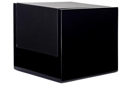 Este pequeño cubo es la apuesta de Martin Logan por los altavoces Dolby Atmos