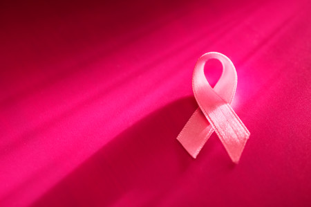 Día Mundial del Cáncer de Mama: la autoexploración mamaria puede ayudarte a detectar el cáncer de forma temprana