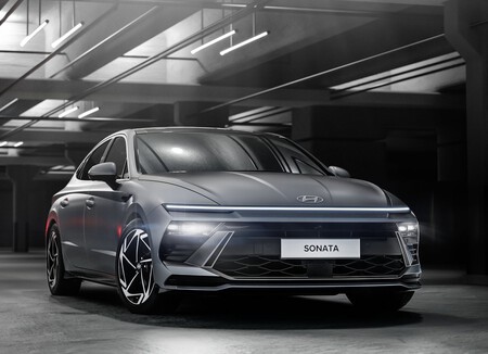 Hyundai Sonata 2024 1600 01