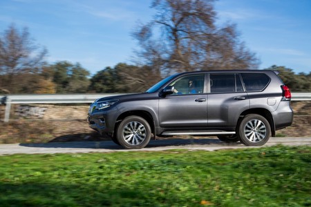 Toyota Land Cruiser Limited Accion 23