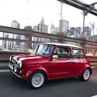 Parece clásico, pero este MINI es un 2018 eléctrico que lamentablmente no podremos tener en el garaje 