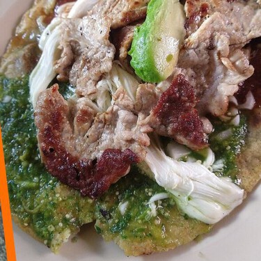 Lánzate por una memela con bistec a la Feria de la Memela 2025 en una zona de Puebla llena de sitios históricos, museos y parques