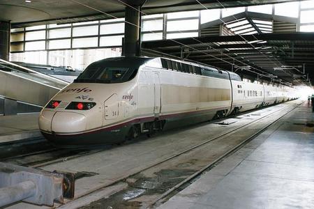 El tren sigue ganándole pasajeros al avión