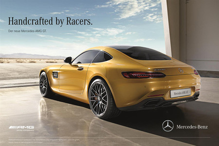 Muy farruco se ha puesto el Mercedes-AMG GT con el Porsche 911