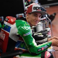Aleix Espargaró renueva con Aprilia pos dos temporadas más: "Quiero llevar la RS-GP al podio"