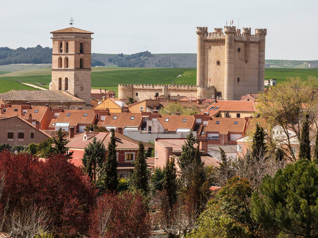 Valladolid Pueblo Eclipse