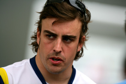 Alonso no vende la moto