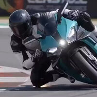 La última locura de China es fusilar motos chinas que ya copiaban a italianas… Y convertirlas en una MotoGP que se pone a casi 300 km/h 