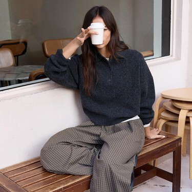 Los pantalones 'bloomer' bonitos que serán tendencia en la primavera de 2026: bombachos, pero mejor