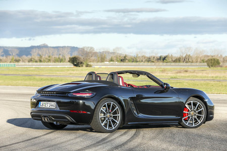Porsche 718 Boxster S