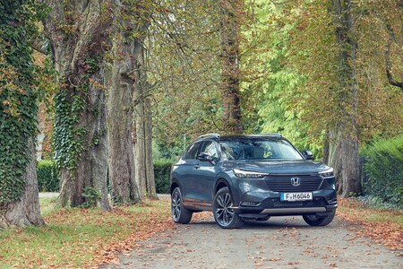 Probamos el nuevo Honda HR-V híbrido: el SUV mediano de Honda se renueva sin salirse de su zona de confort