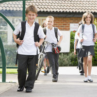 Los niños franceses regresarán a clase a partir del 11 de mayo, de manera progresiva, por edades y en grupos pequeños