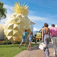 Dormir en la piña al lado del mar: el hotel de Bob Esponja en Punta Cana