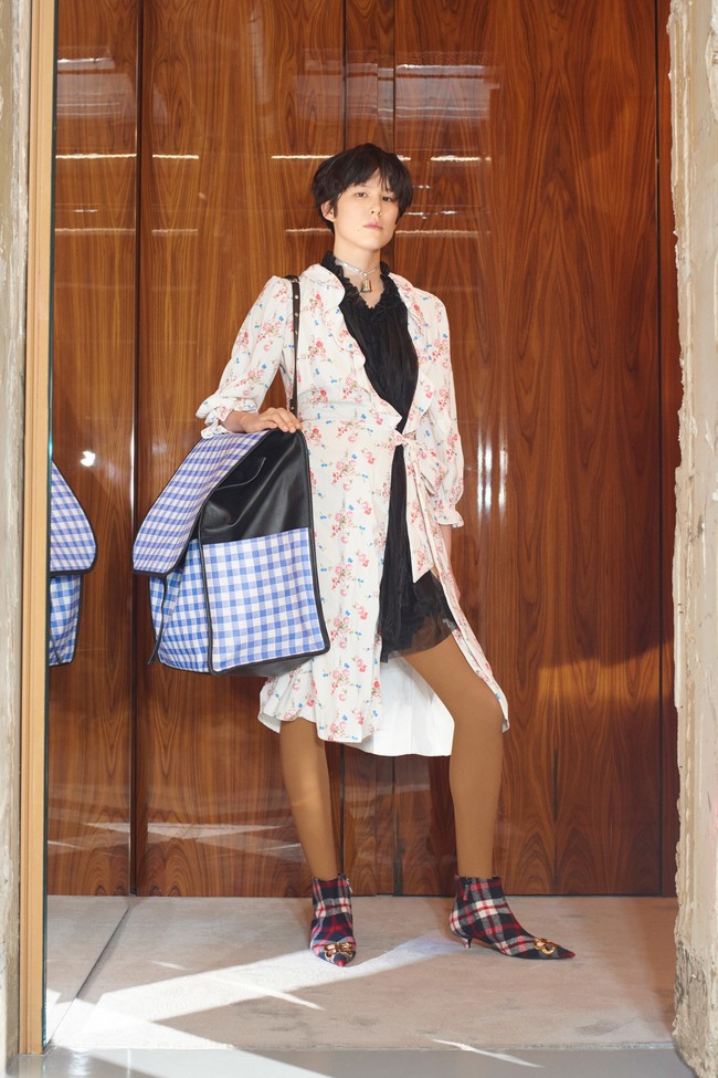 00026 Balenciaga Vogue Pre Fall 2018 Pr