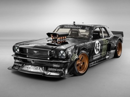 Ken Block estrena un nuevo Ford Mustang de 1965 para su Gymkhana 7