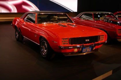 Camaros clásicos en la presentación del Camaro Concept