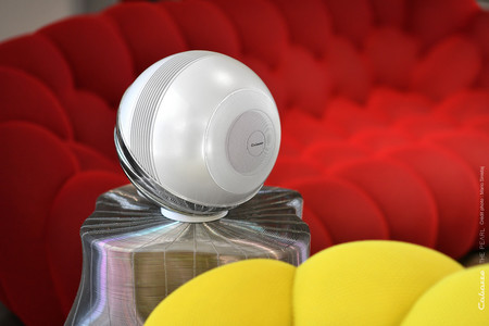 Cabasse presenta The Pearl, un altavoz inalámbrico compacto con diseño coaxial y repleto de potencia