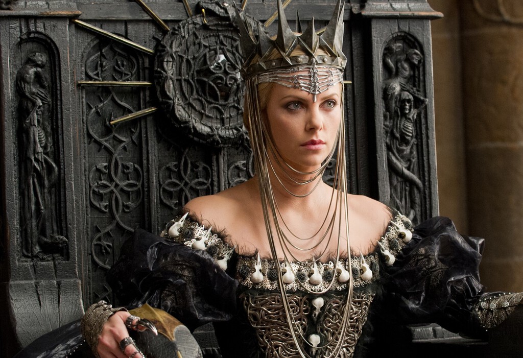 Charlize Theron nos deja con aún más ganas de ver 'La odisea' de Christopher Nolan. "Sé que es algo épico sólo leyendo el guión"
