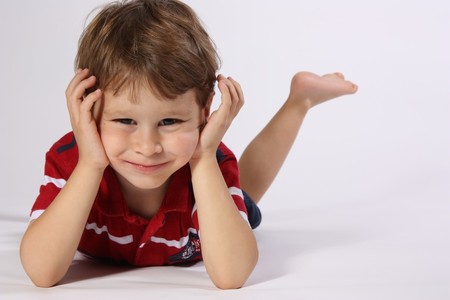¿Realmente los niños tienen un brote de testosterona a los cuatro años?
