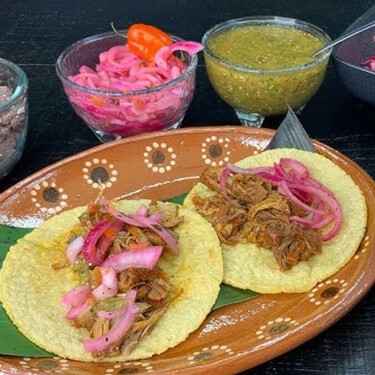 Cochinita pibil, panuchos y papadzules: el menú completo del 16 de septiembre en Yucatán