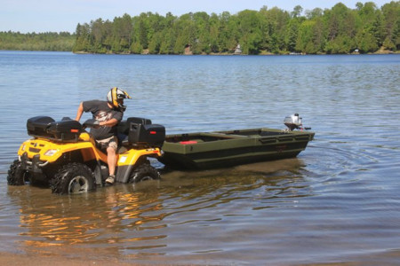 El carrito portabultos más polivalente, ¡hasta se convierte en embarcación!
