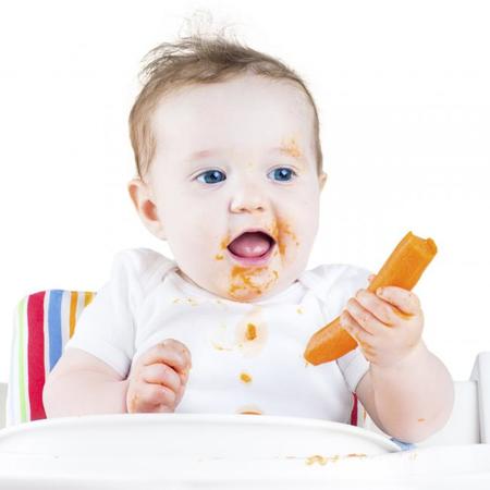 ¿Por qué algunos bebés tienen la nariz de color naranja?