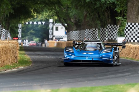 Volkswagen ID.R rompe un nuevo récord en Goodwood