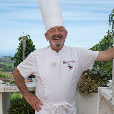 Buenafuente tira de la lengua a Arguiñano y desvela el secreto de su programa: "Hay un cocinero cocinando paralelamente a Karlos"