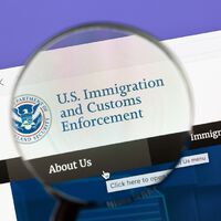 O feitiço virou contra o feiticeiro: estudantes criam tecnologia que vigia em tempo real os serviços de imigração e alfândega dos EUA 