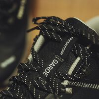 El outlet de New Balance liquida las zapatillas de trail running que arrasan en cualquier terreno por muy poco dinero 