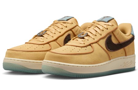 Nike Y Sus Zapatillas Color Melon Combinan La Esencia De La Calle Con Detalles Western Para Sumar Las Vibras De Rodeo En Tu Armario De Primavera