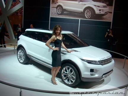 Land Rover celebra su 60 aniversario en el Salón de Madrid