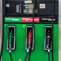 PEMEX dejará de producir gasolina premium en agosto, a partir de entonces se importará