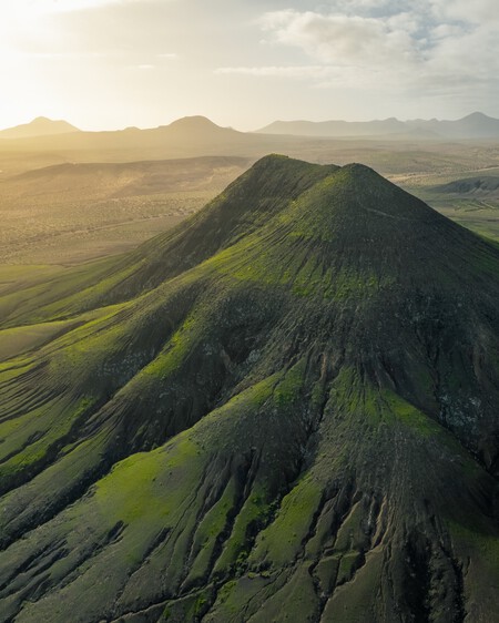 Ruta Senderismo Naturaleza Volcanes Verde Buen Tiempo Invierno Sol