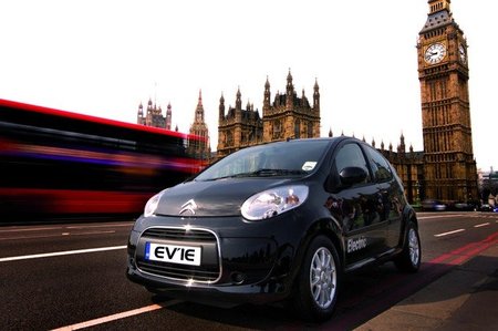 Londres presenta un ambicioso plan eléctrico